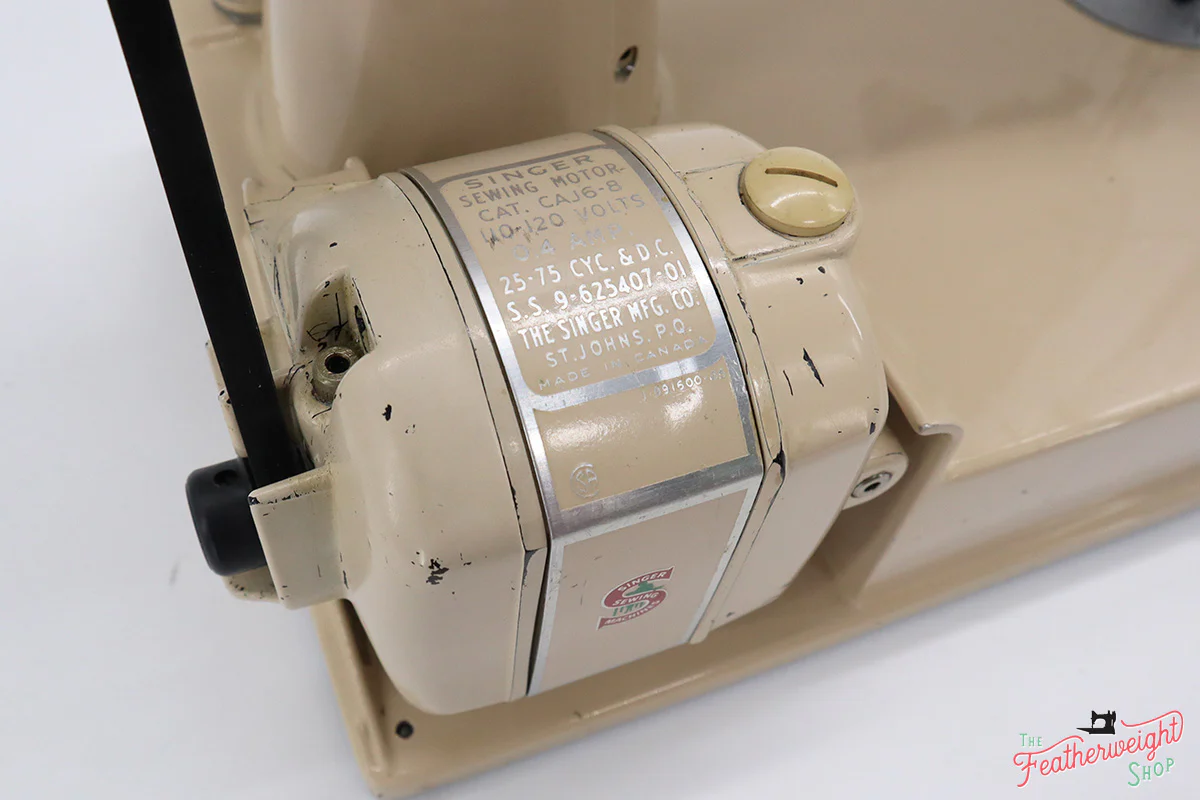 Singer Featherweight 221 Sewing Machine, TAN JE158*** - Image 17