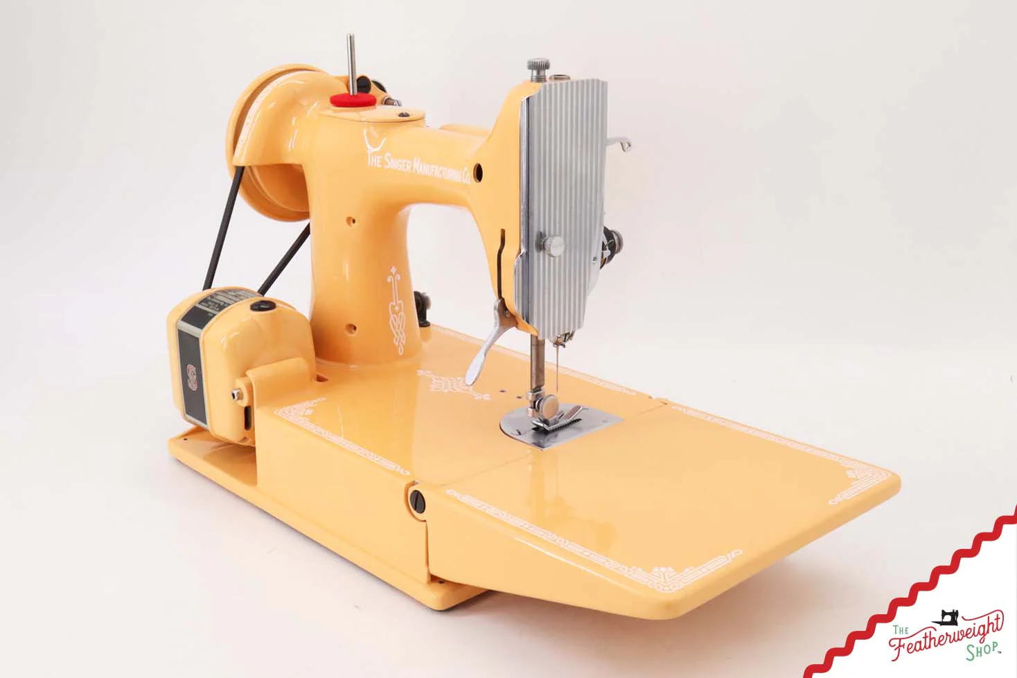 Singer Featherweight 221K, Centennial - EG353*** - Fully Restored in Dreamsicle - Image 6