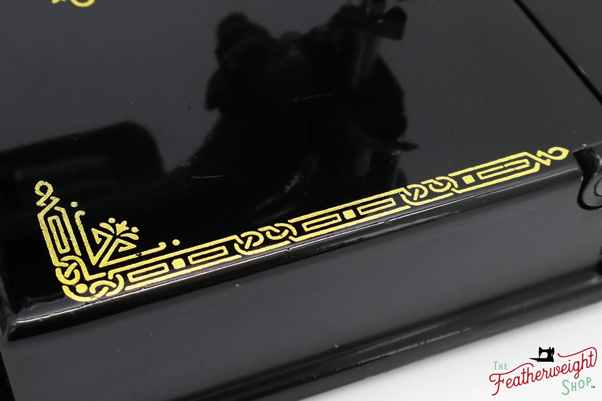 Singer Featherweight 221K Centennial, EG310***, RARE Great Britain Decal - Image 13