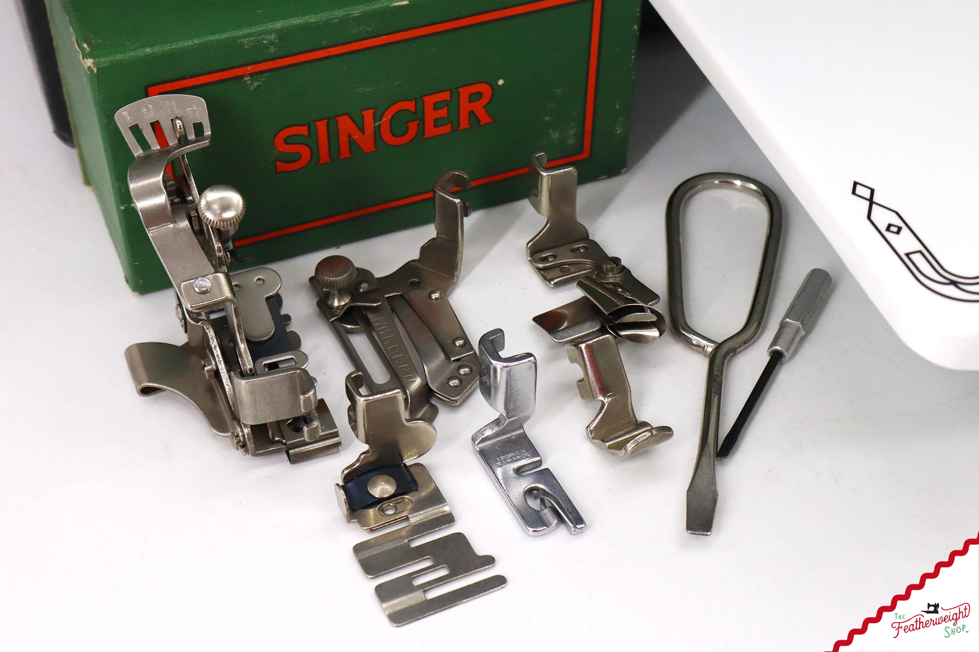 Singer Featherweight 221K - EJ213*** - Fully Restored in White - Image 14