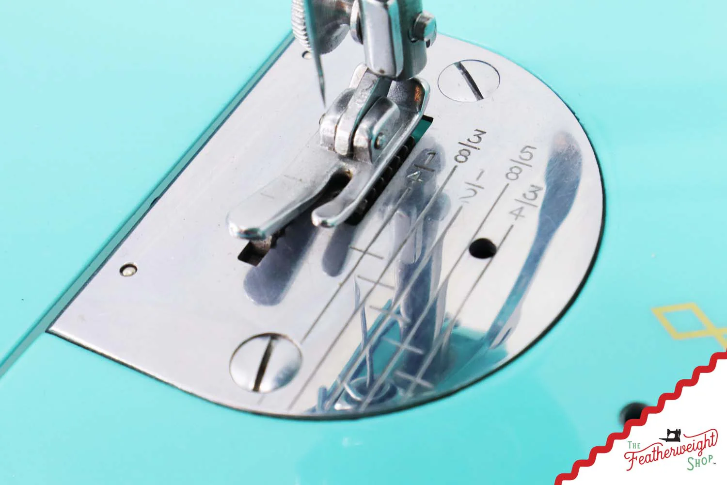 Singer Featherweight 221K, Red 'S', ES1719** - Fully Restored in Tiffany Blue - Image 15