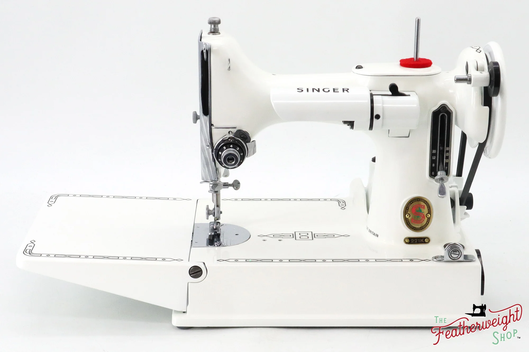 Singer Featherweight 221K, Red 'S', ES2448** - Fully Restored in White - Image 3