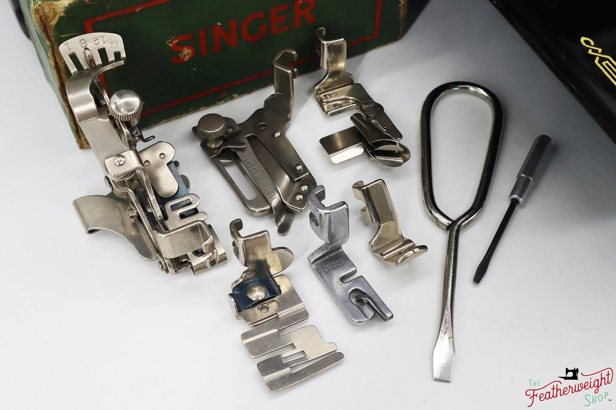 Singer Featherweight 221K Sewing Machine, 1952 - EH376*** - Image 20