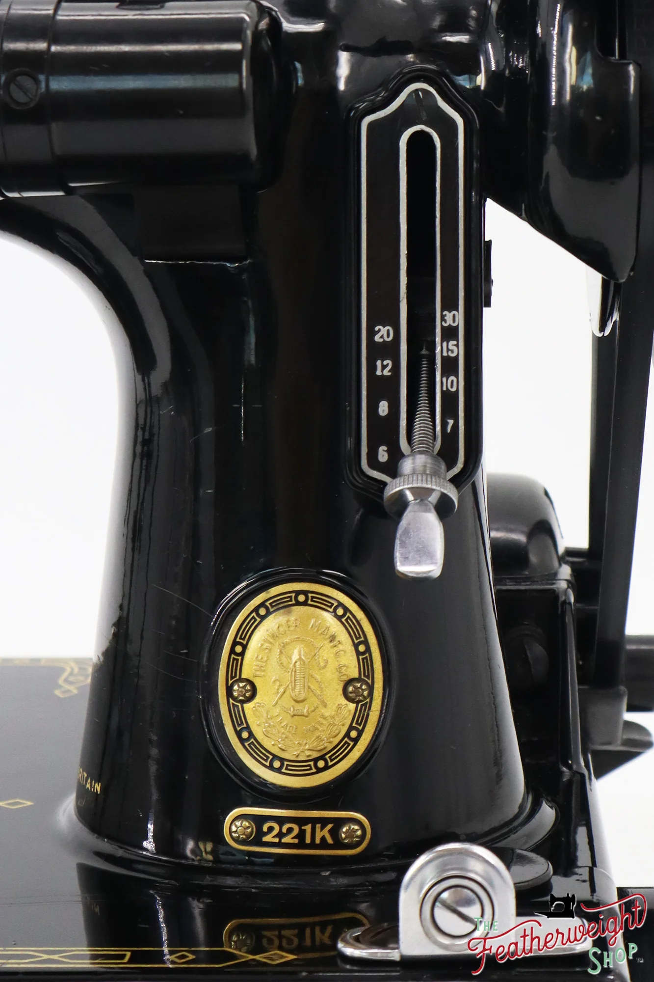 Singer Featherweight 221K Sewing Machine, 1957 - EM020*** - Image 15