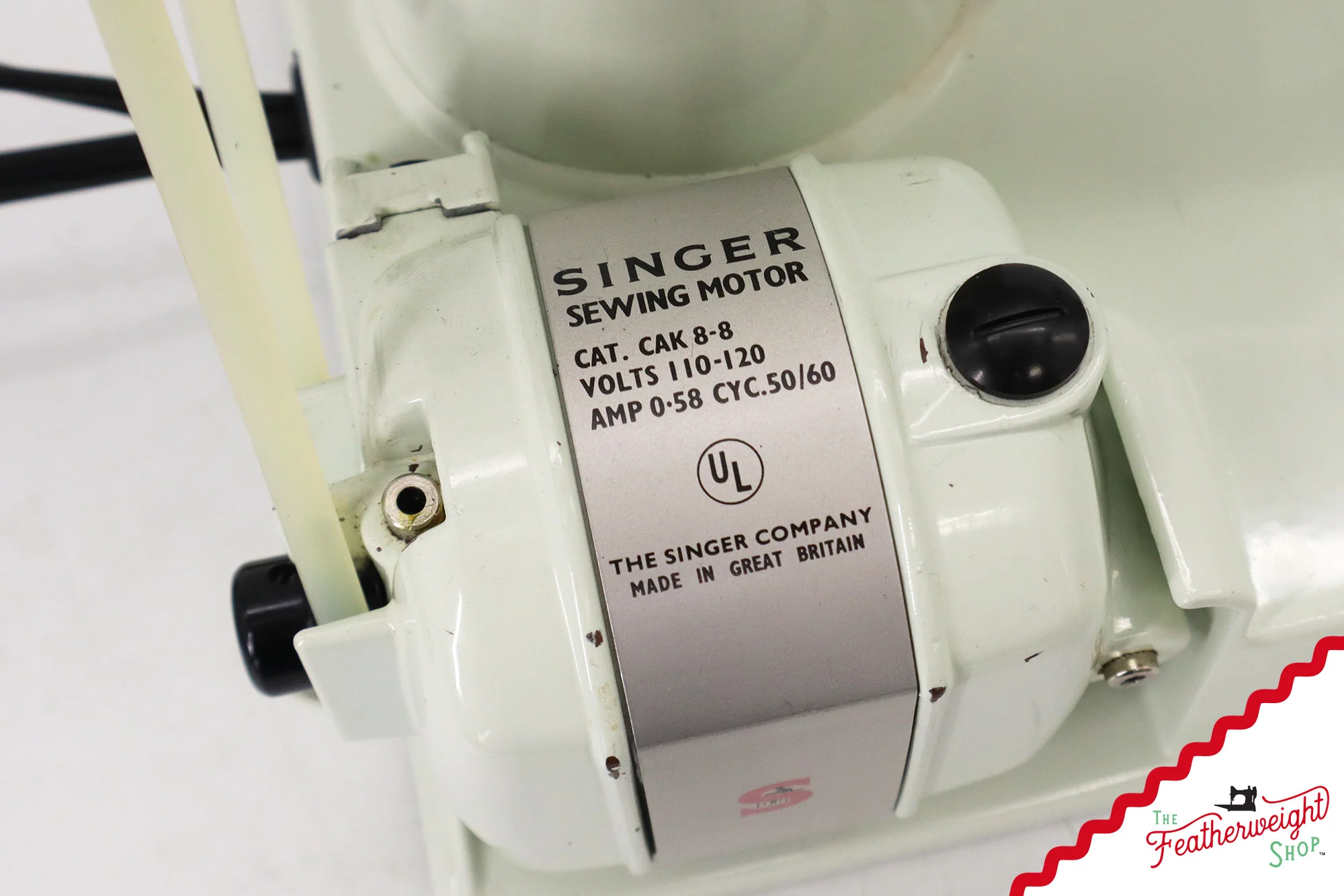 Singer Featherweight 221K Sewing Machine, British WHITE EV968*** - Image 16