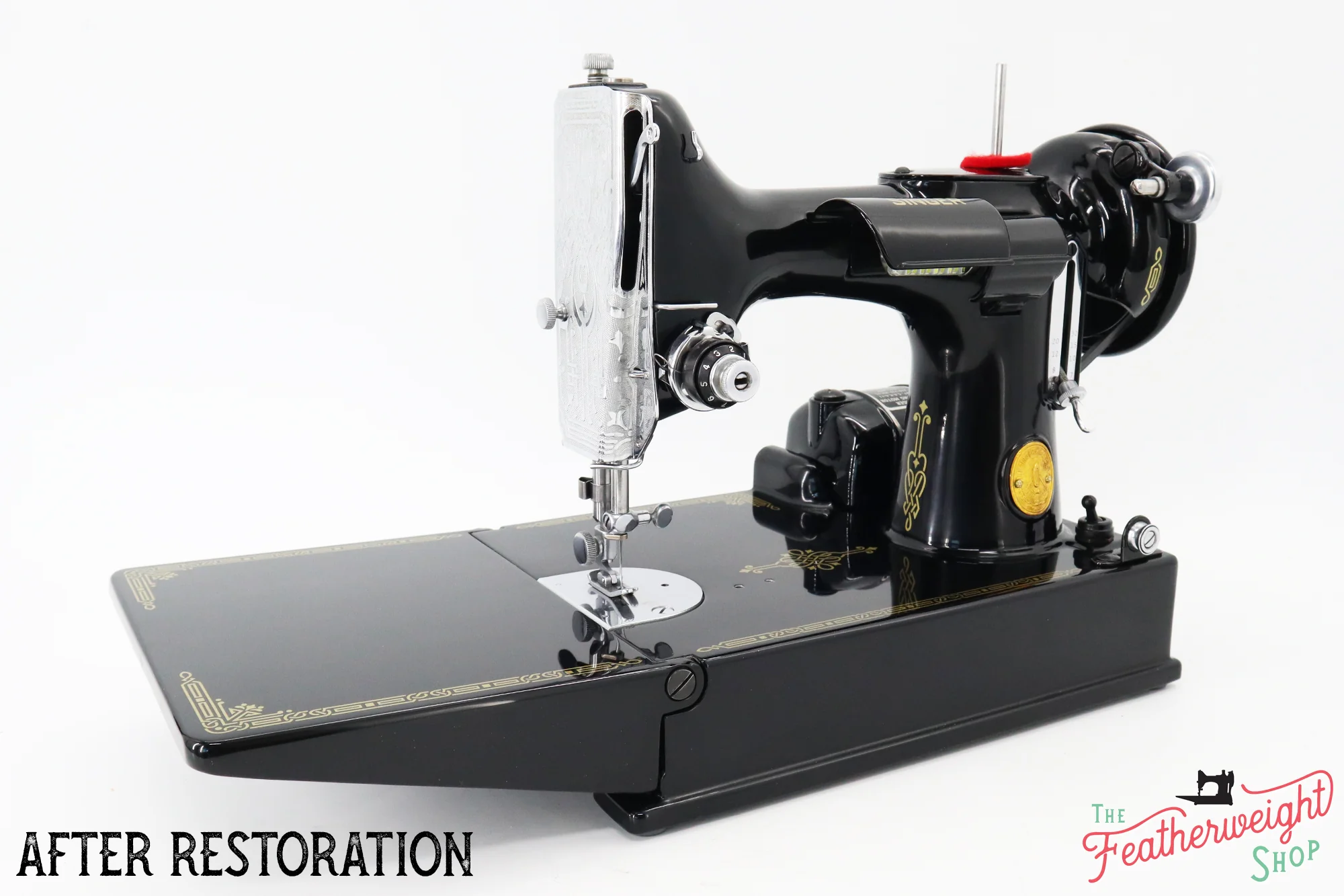 Singer Featherweight 221K Sewing Machine EF564***, RARE Great Britain Decal - Fully Restored in Gloss Black - Image 3