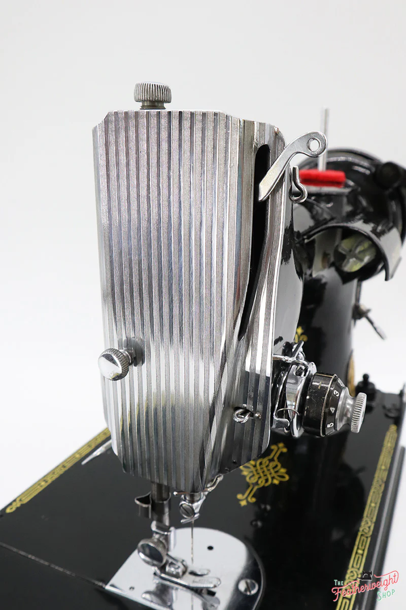 Singer Featherweight 221K Sewing Machine, EH374*** - Image 16