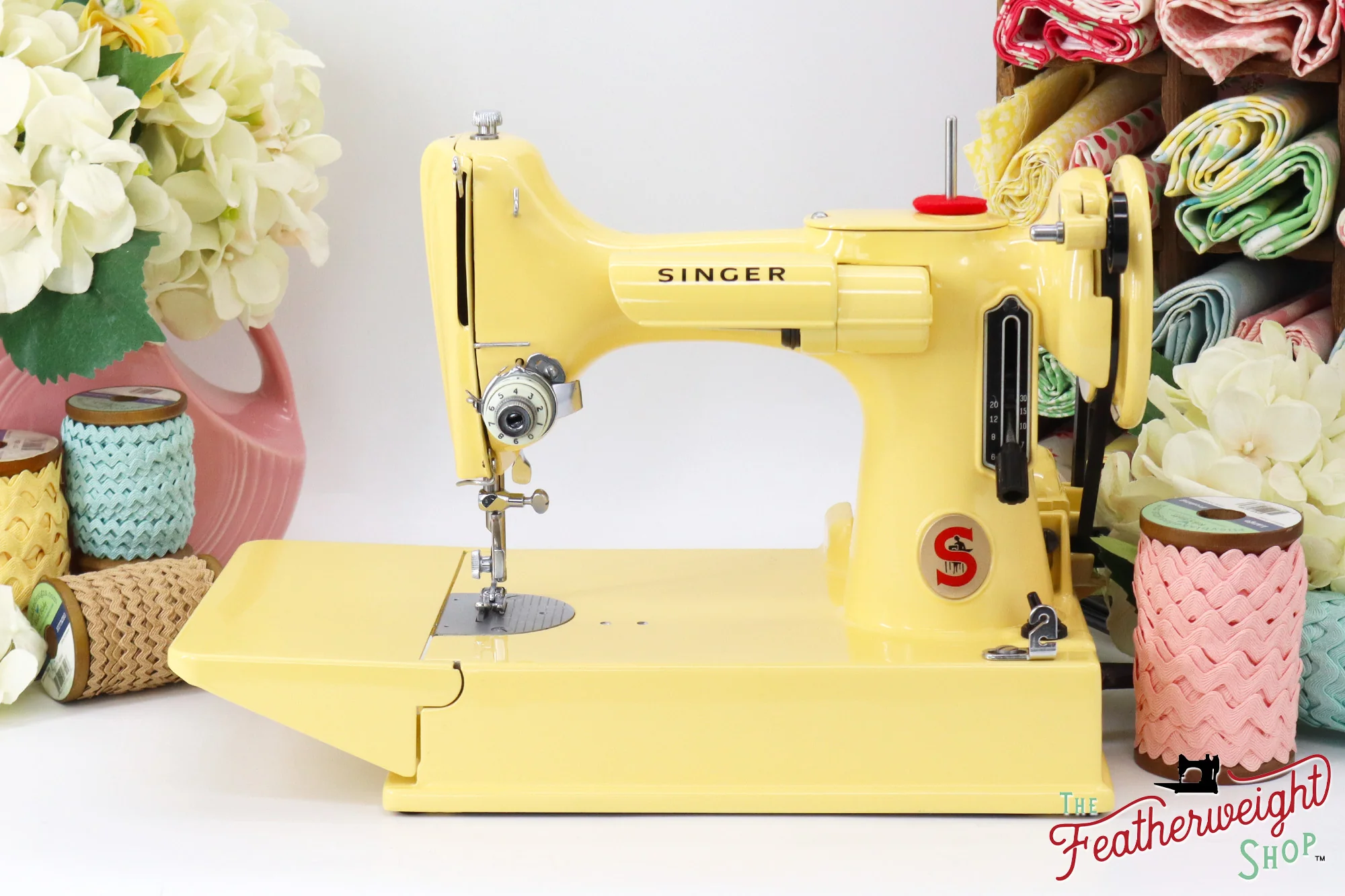 Singer Featherweight 221K7 Sewing Machine EV971*** - Fully Restored in Happy Yellow - Image 2