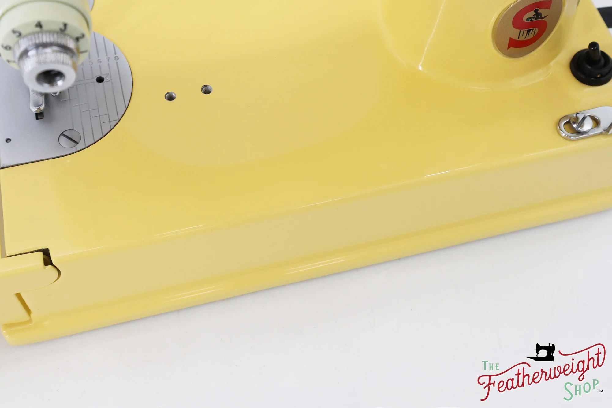 Singer Featherweight 221K7 Sewing Machine EV971*** - Fully Restored in Happy Yellow - Image 9