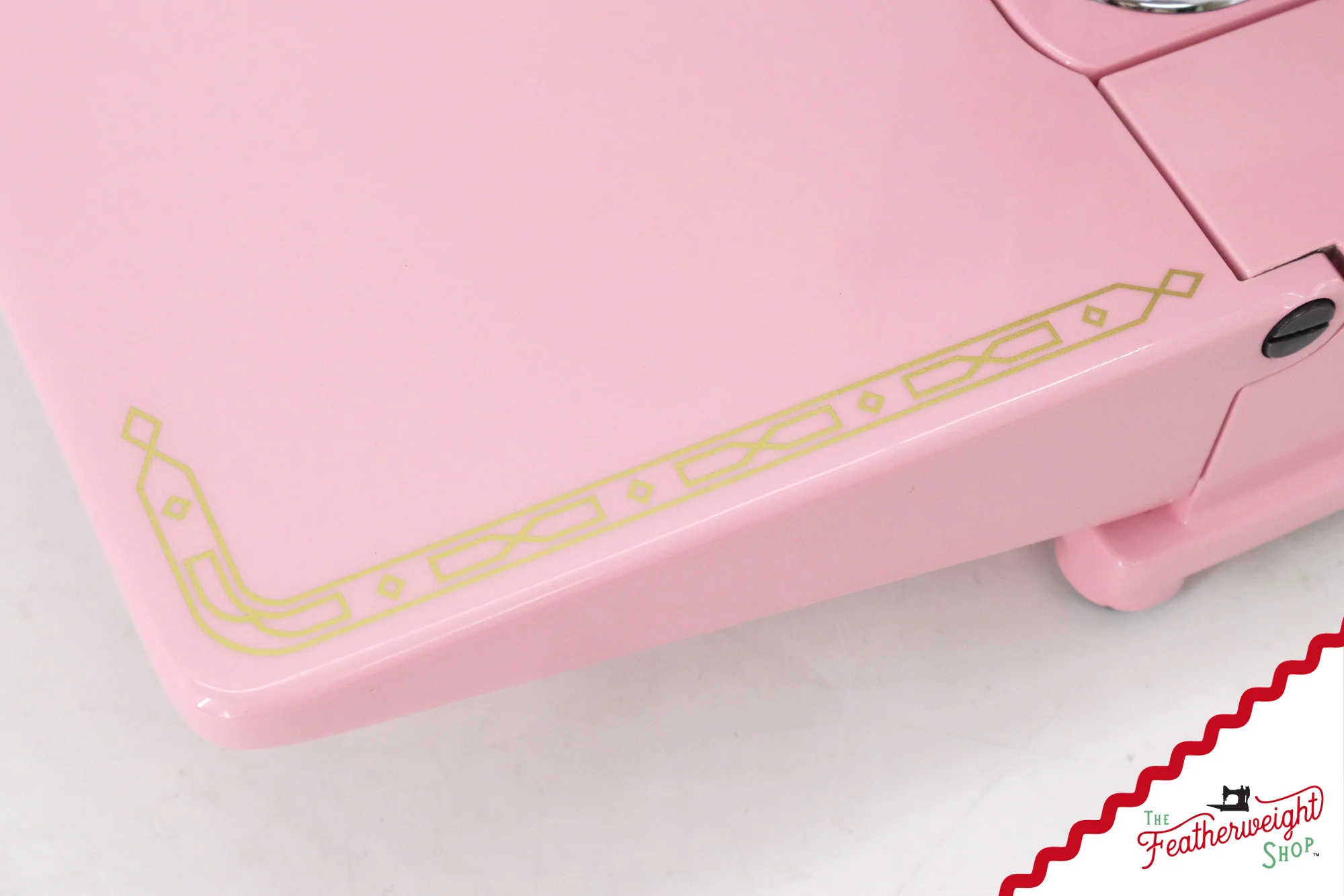 Singer Featherweight 222K - EJ2699** - Fully Restored in Pink Frosting - Image 10