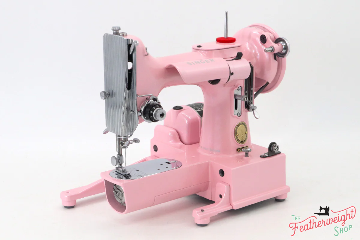 Singer Featherweight 222K - EJ6236** - Fully Restored in Pink Frosting - Image 3