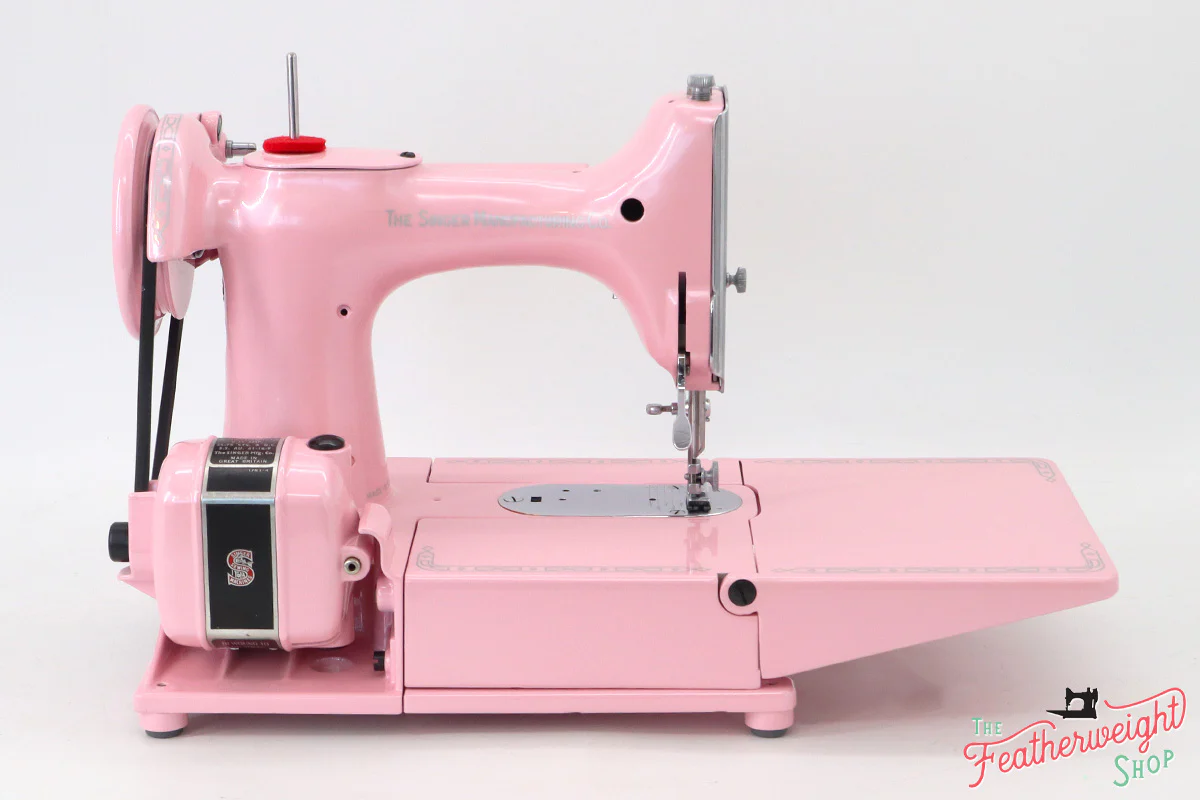 Singer Featherweight 222K - EJ6236** - Fully Restored in Pink Frosting - Image 9