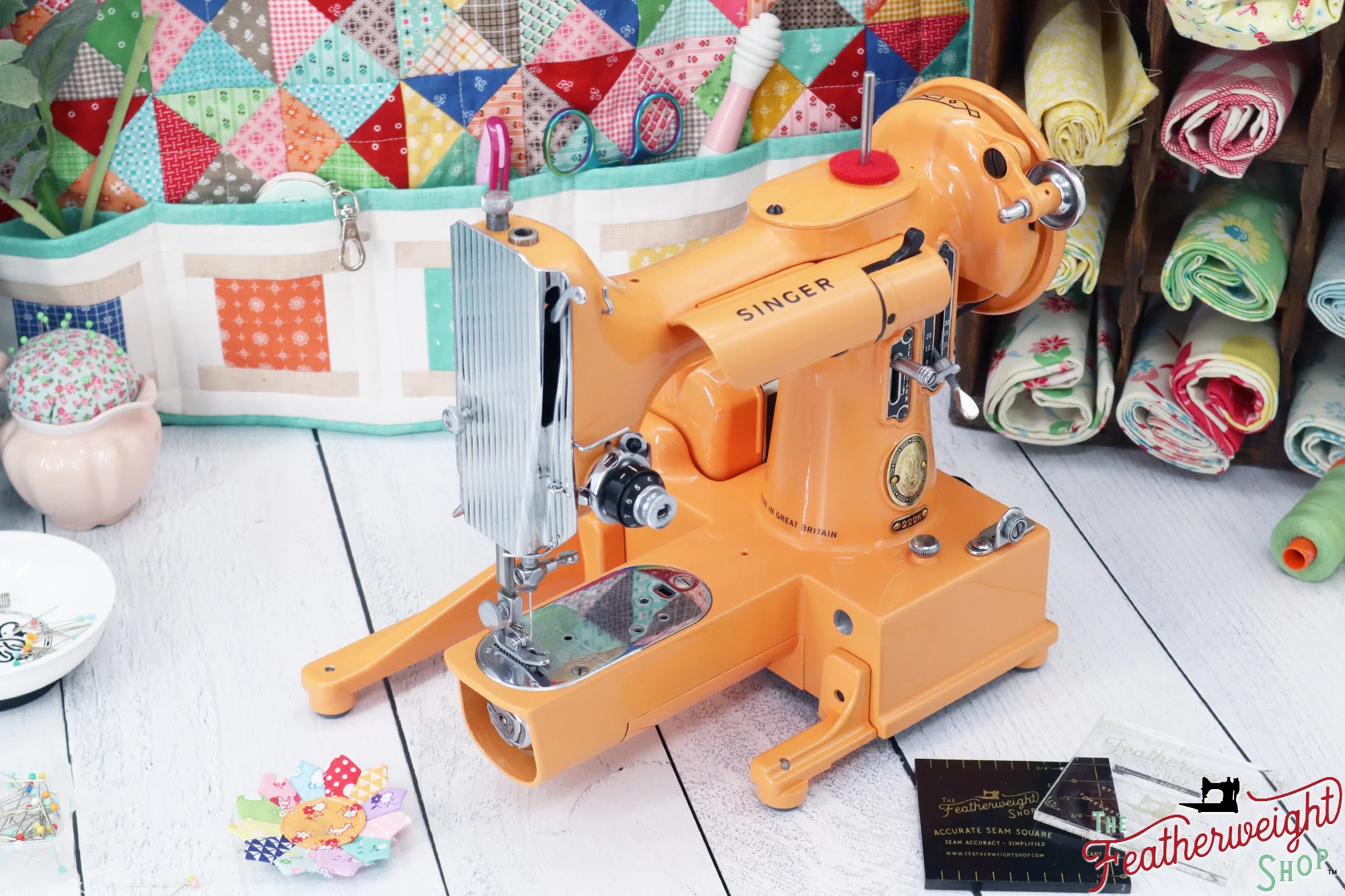 Singer Featherweight 222K EK3260** - Fully Restored in Happy Papaya - Image 3