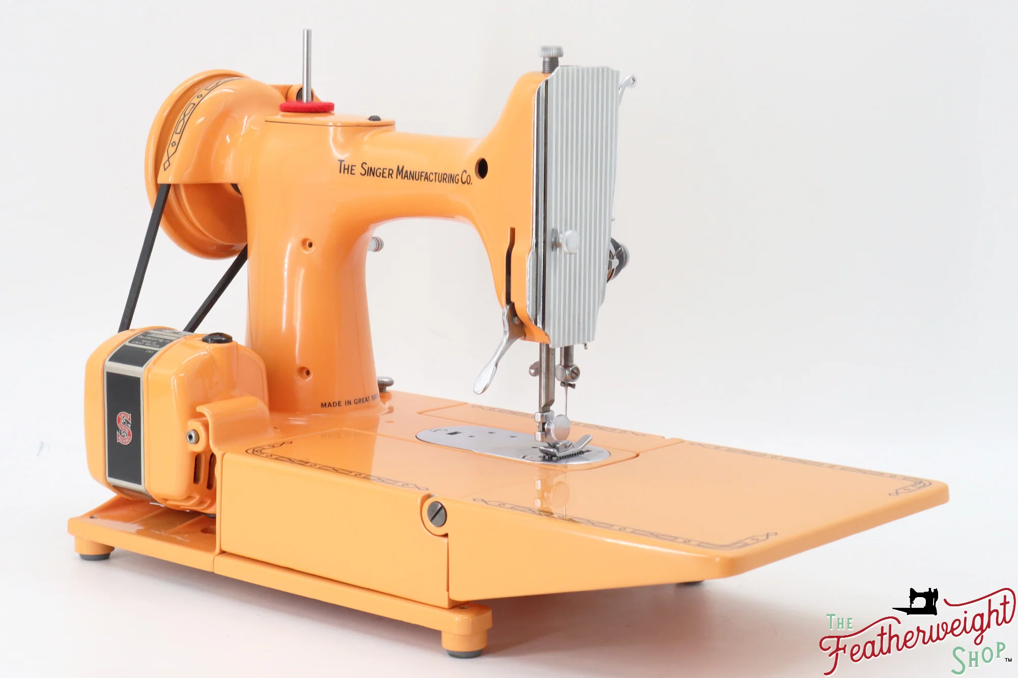 Singer Featherweight 222K EK3260** - Fully Restored in Happy Papaya - Image 7