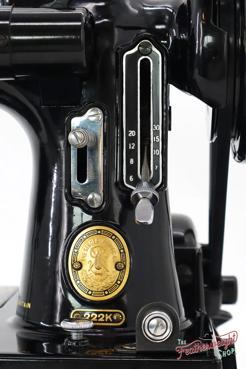 Singer Featherweight 222K Sewing Machine - EJ9102**, 1954 - Image 15