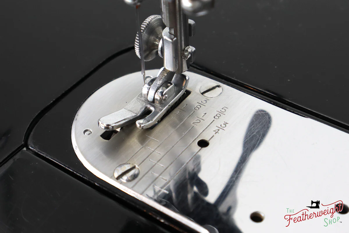 Singer Featherweight 222K Sewing Machine - EJ9102**, 1954 - Image 16