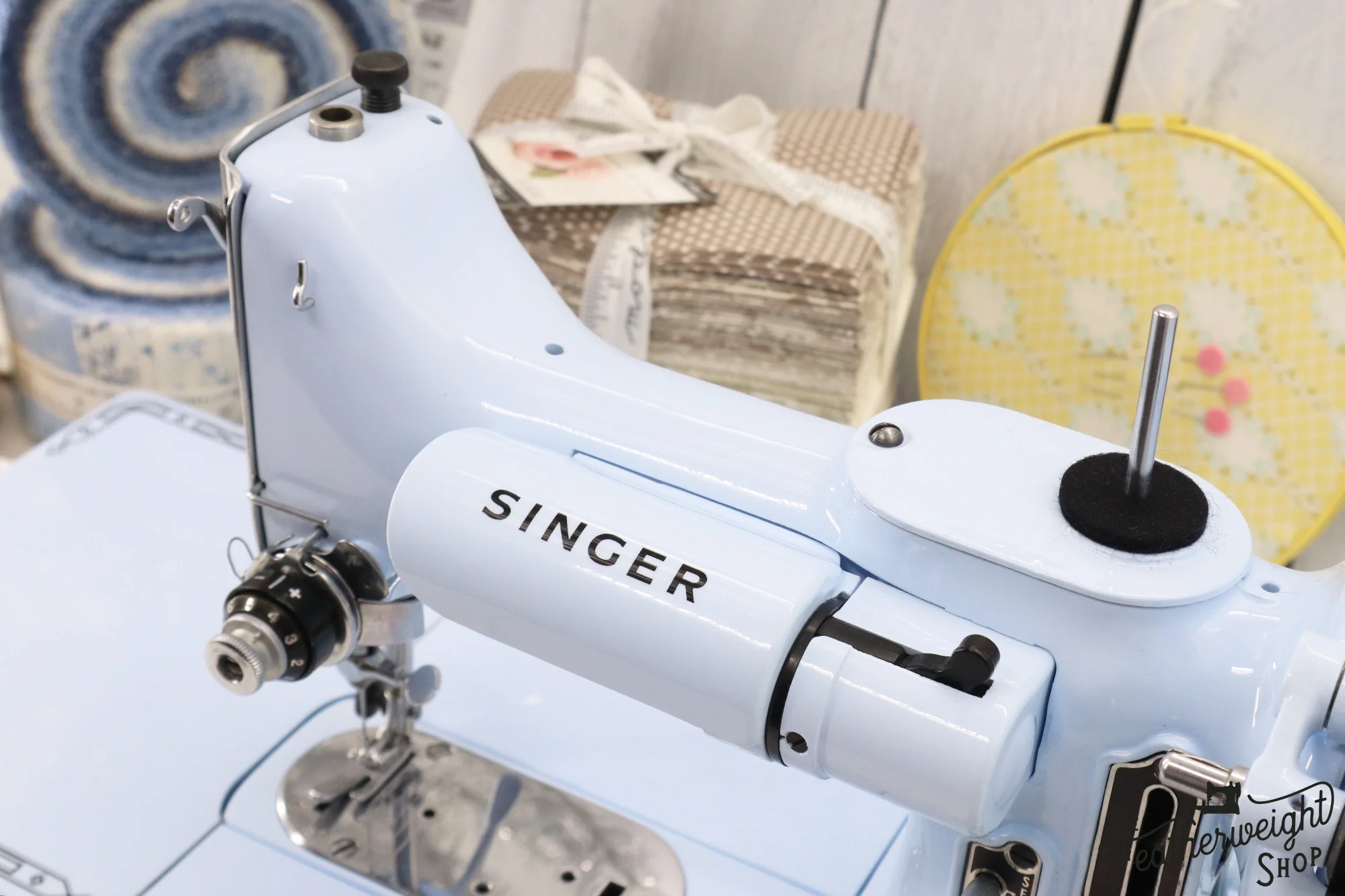 Singer Featherweight 222K Sewing Machine EK328*** - Fully Restored in 'Cinderella Blue' - Image 15
