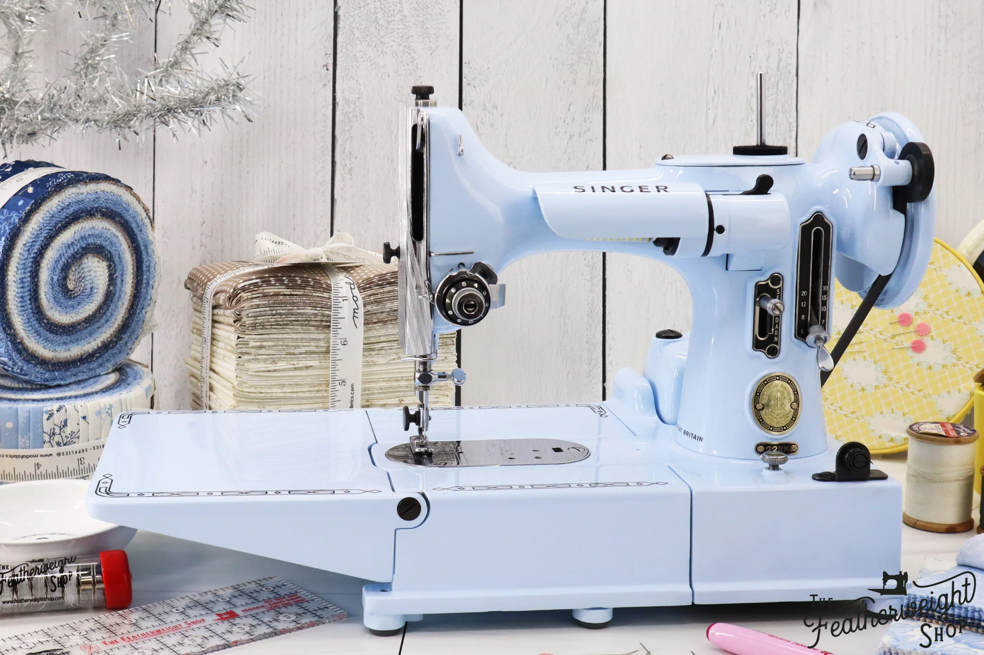 Singer Featherweight 222K Sewing Machine EK328*** - Fully Restored in 'Cinderella Blue' - Image 3