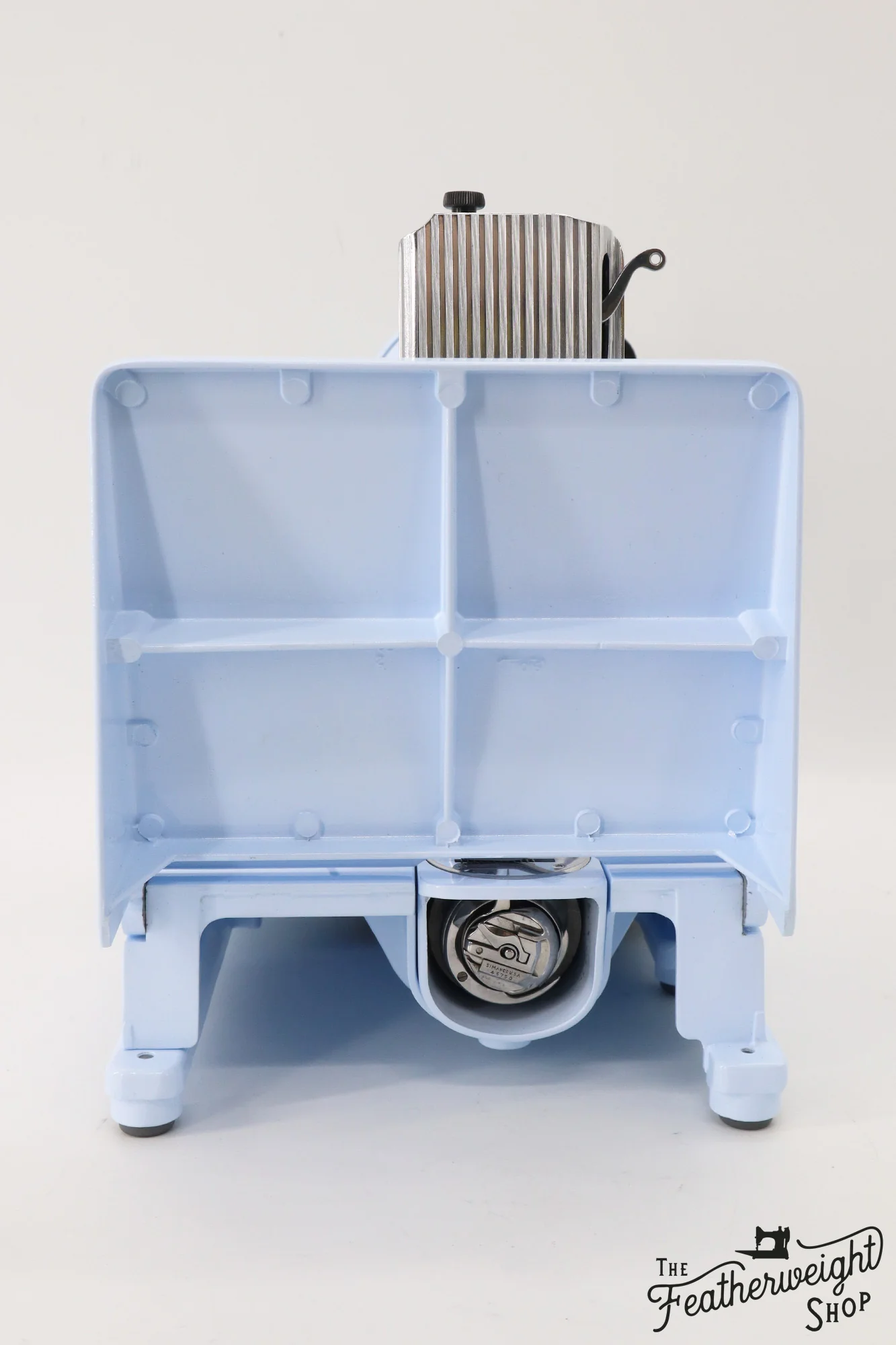 Singer Featherweight 222K Sewing Machine EK328*** - Fully Restored in 'Cinderella Blue' - Image 7
