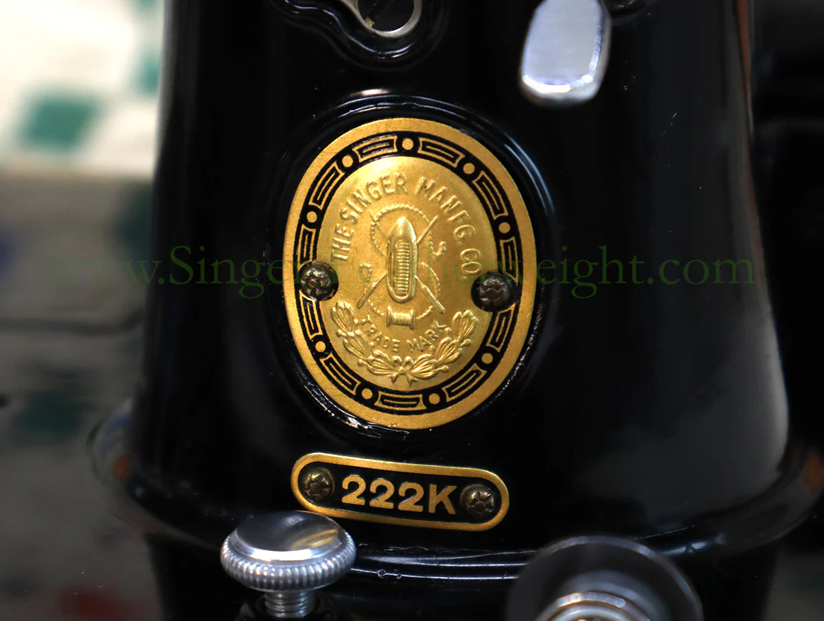 Singer Featherweight 222K Sewing Machine EK632** - Image 17