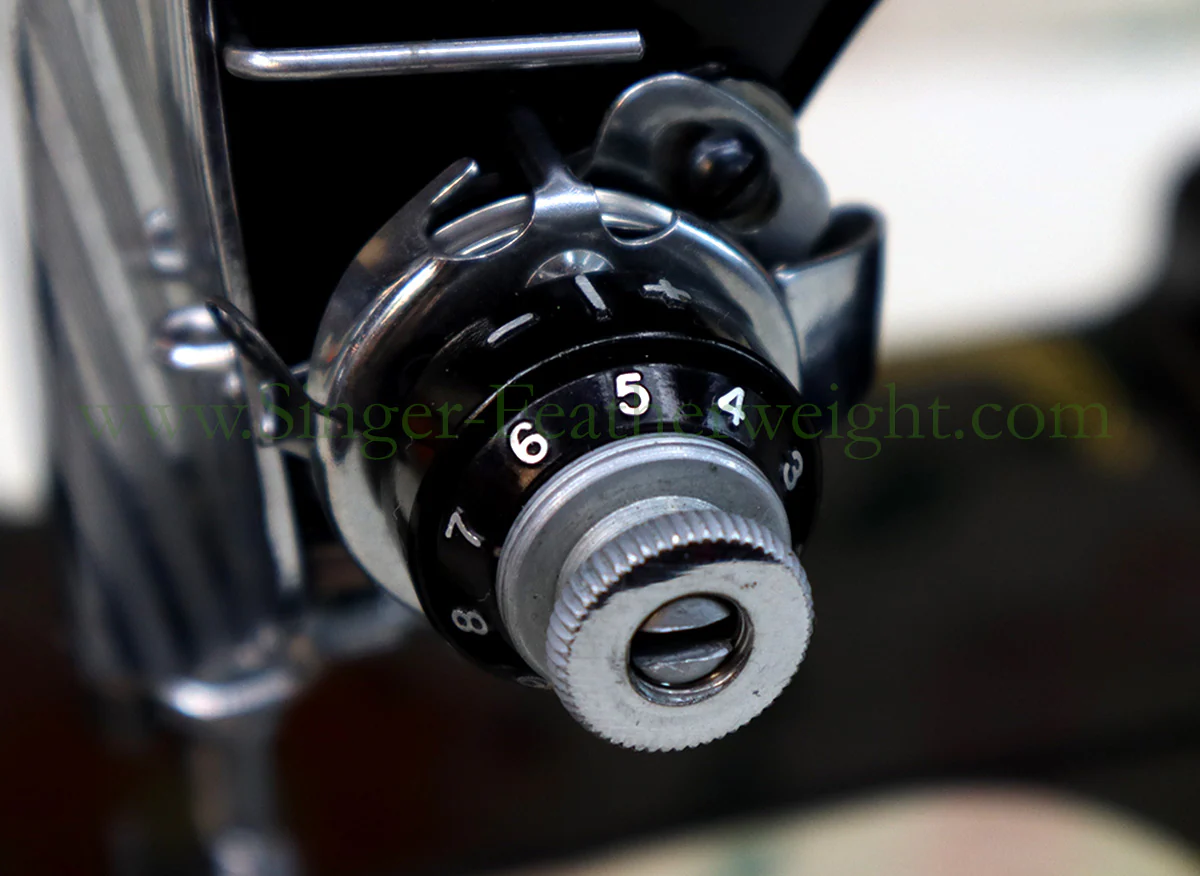 Singer Featherweight 222K Sewing Machine EK636*** - Image 18