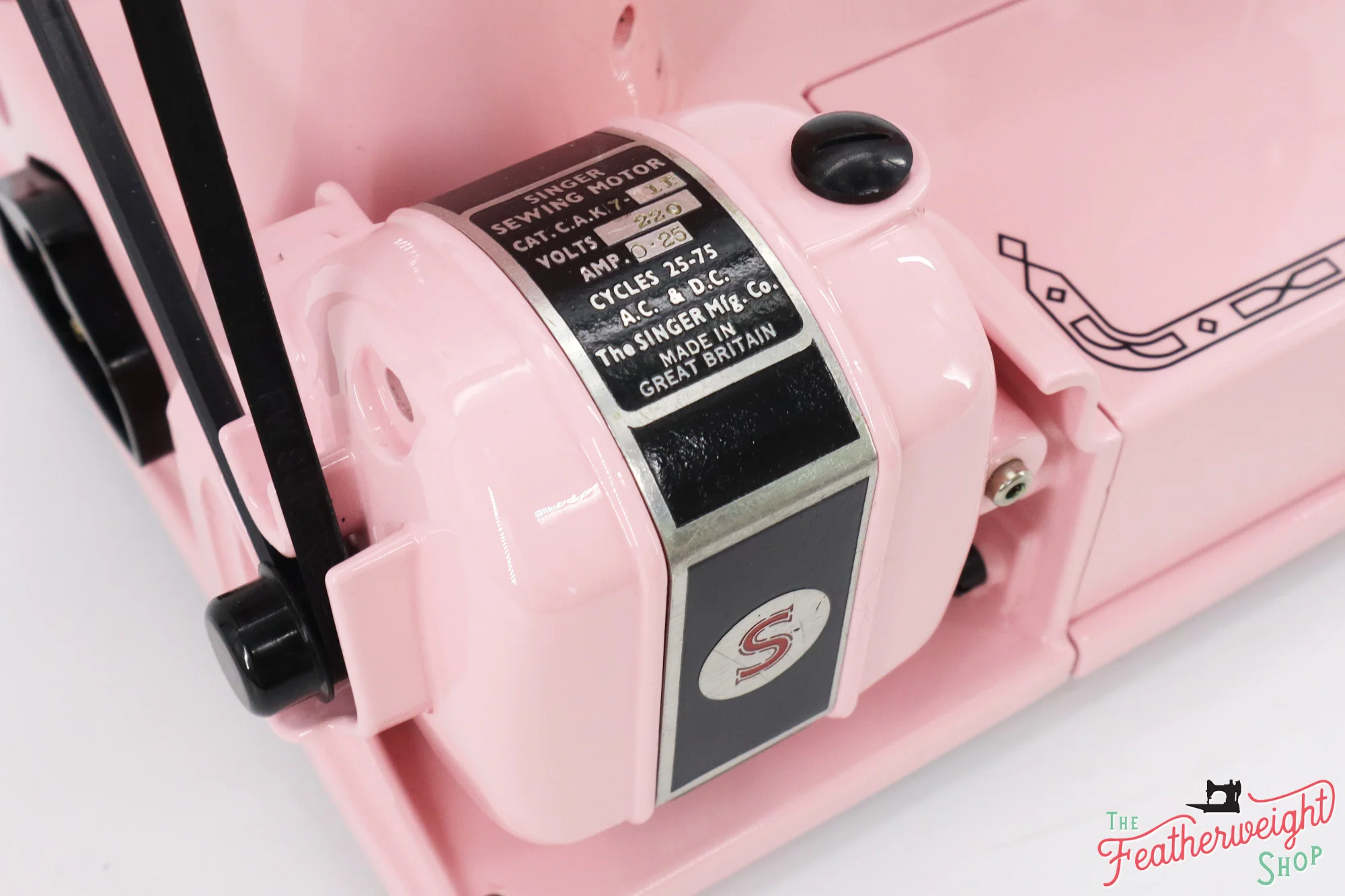 Singer Featherweight 222K Sewing Machine EM6039** - Fully Restored in Poodle Skirt Pink - Image 16