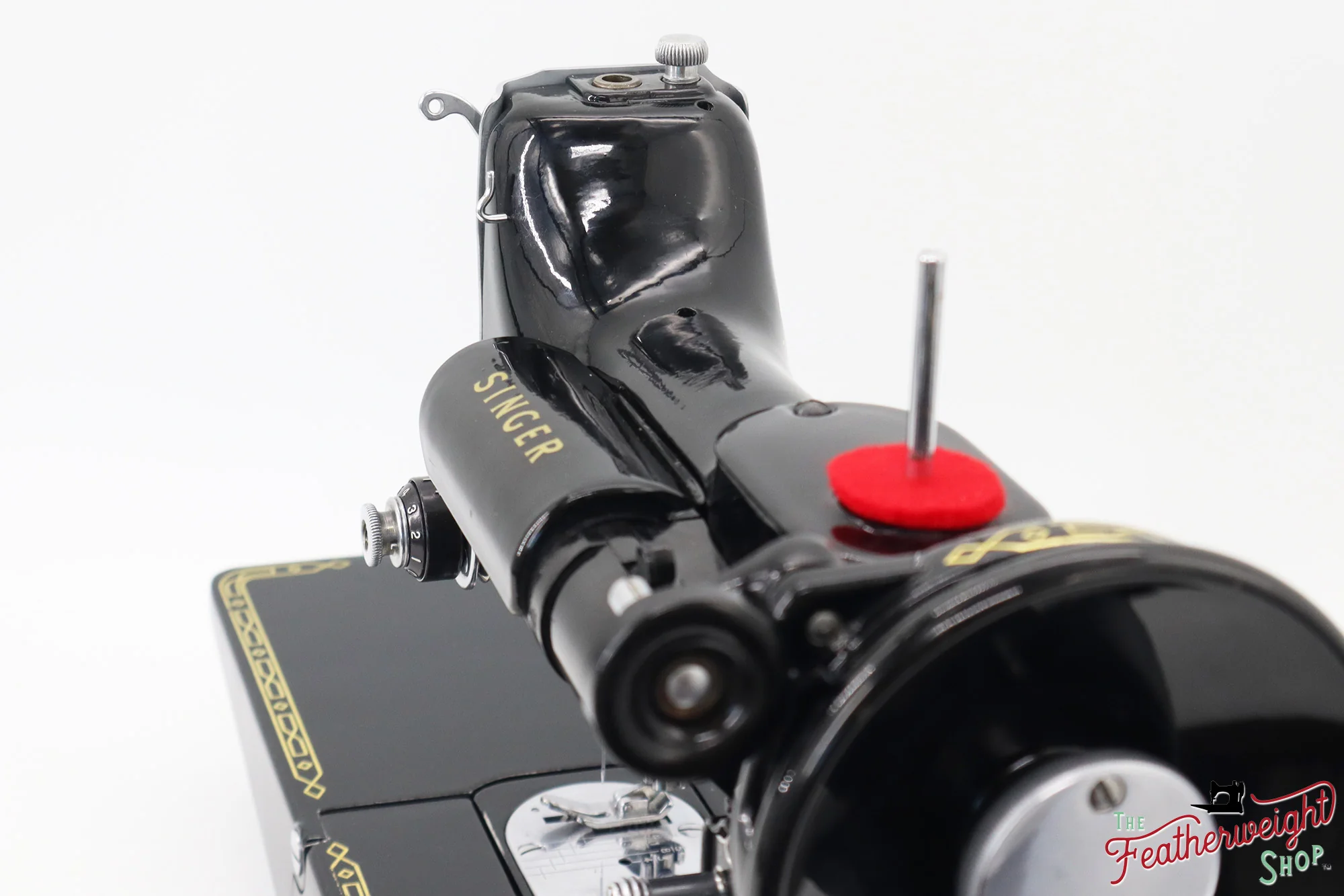 Singer Featherweight 222K Sewing Machine - EM96128* - 1957 - Image 13