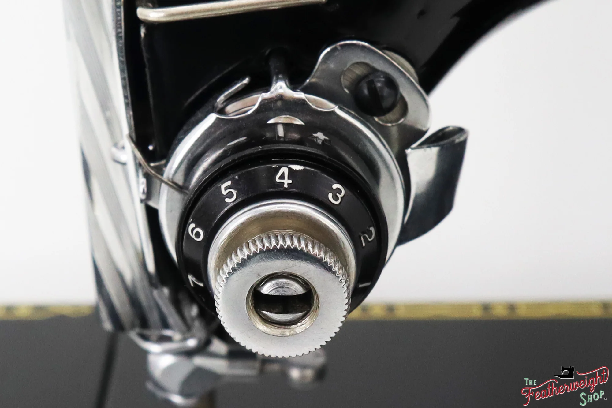 Singer Featherweight 222K Sewing Machine - EP13210* - 1959 - Image 16