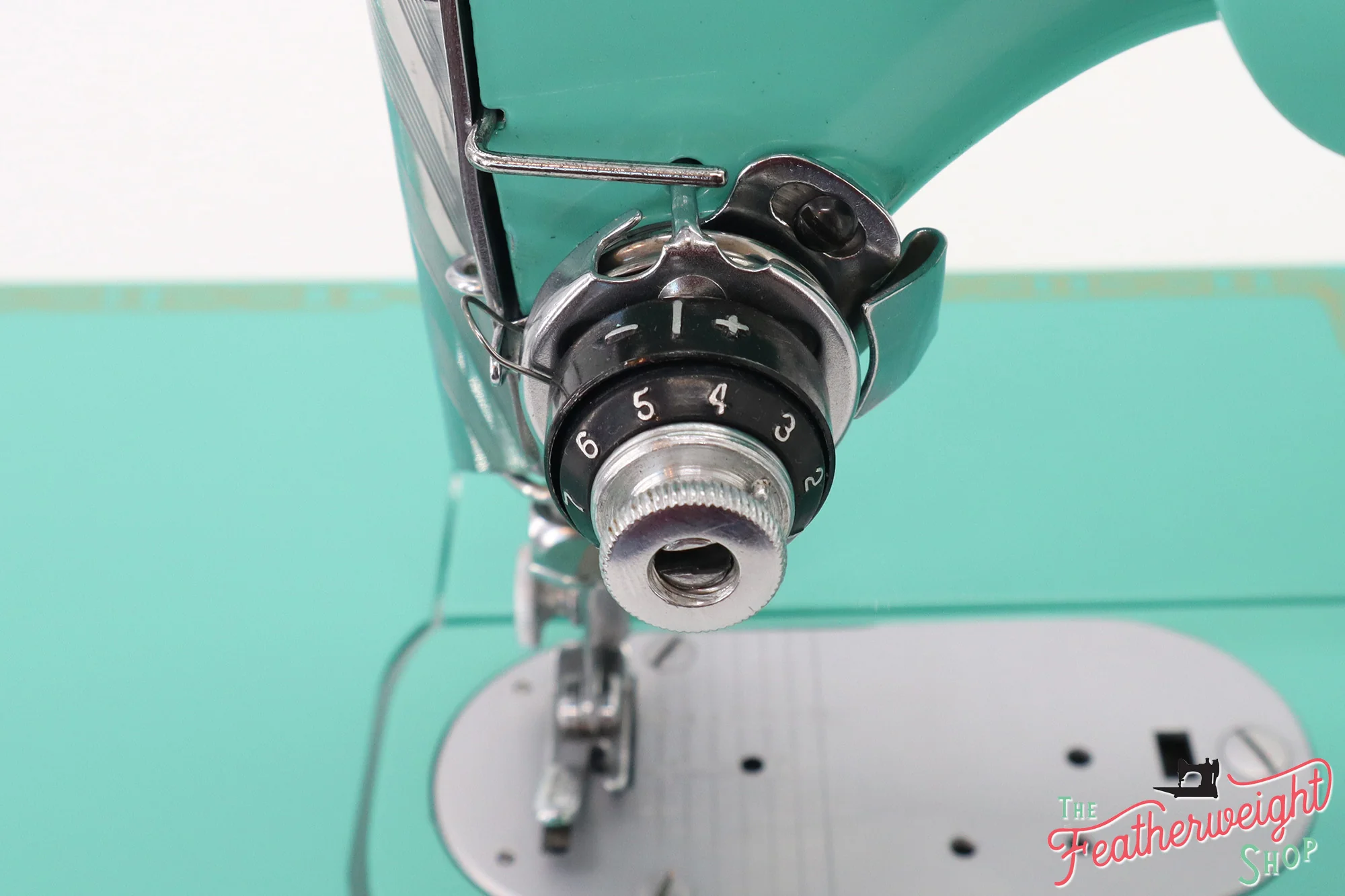 Singer Featherweight 222K Sewing Machine ES523*** - Fully Restored in Caribbean Sea Green - Image 18