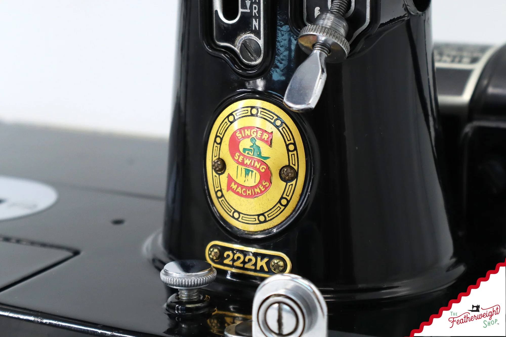 Singer Featherweight 222K Sewing Machine, Red 'S' - EP76001* - 1959 - Image 4