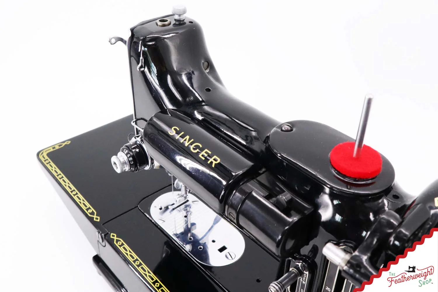 Singer Featherweight 222K Sewing Machine, Red 'S' - ER3179** - 1960 - Image 16