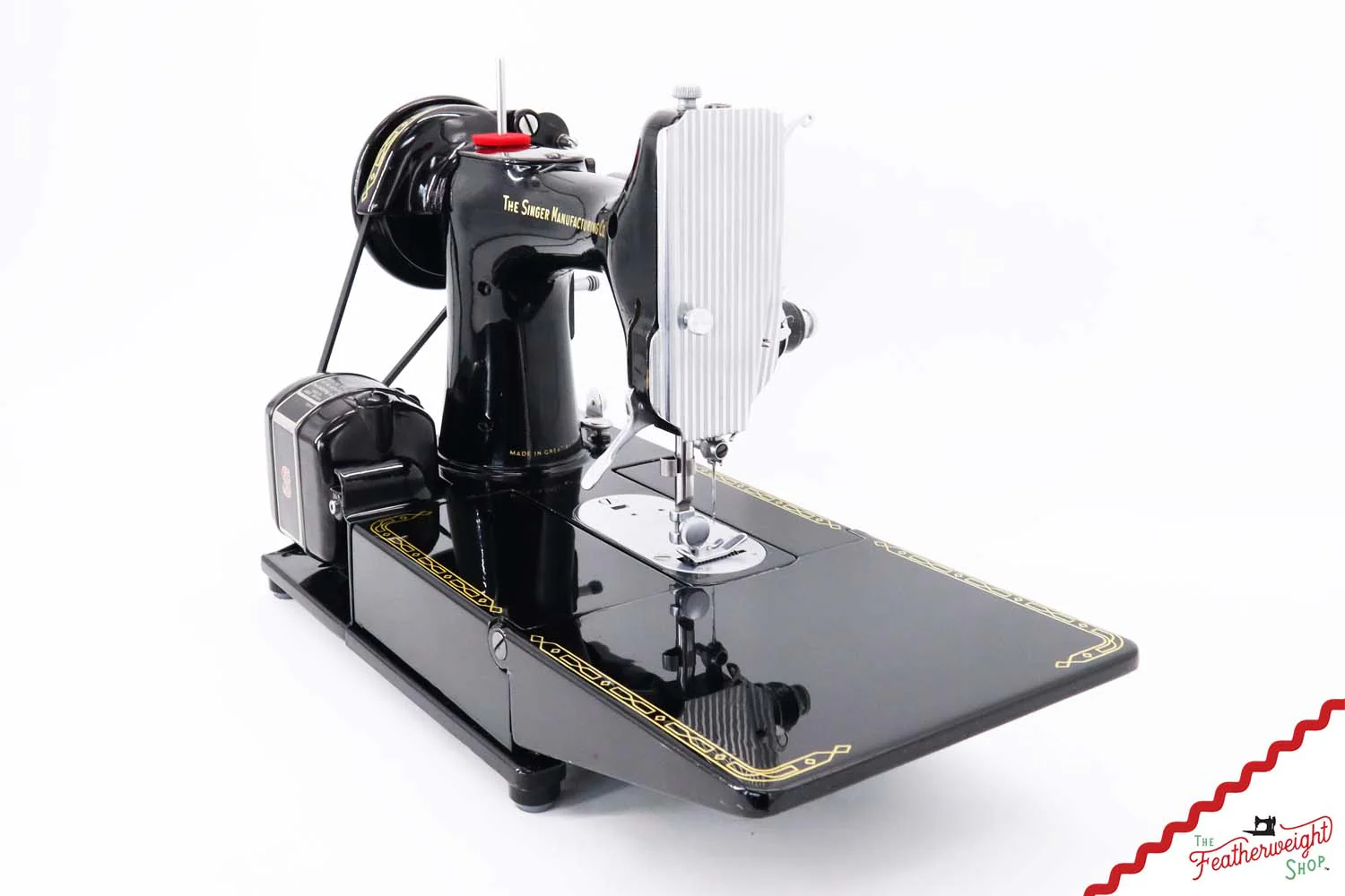 Singer Featherweight 222K Sewing Machine, Red 'S' - ER3179** - 1960 - Image 6