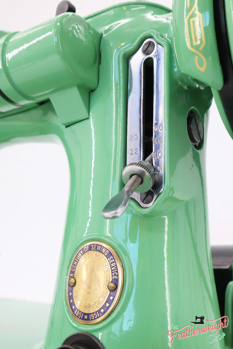 Singer Featherweight Swedish 221K Centennial EG966*** - Fully Restored in Jadeite Milky Green - Image 17