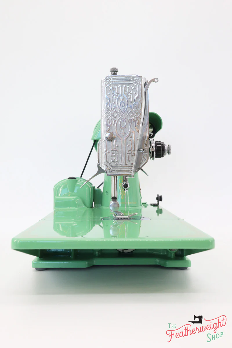 Singer Featherweight Swedish 221K Centennial EG966*** - Fully Restored in Jadeite Milky Green - Image 4