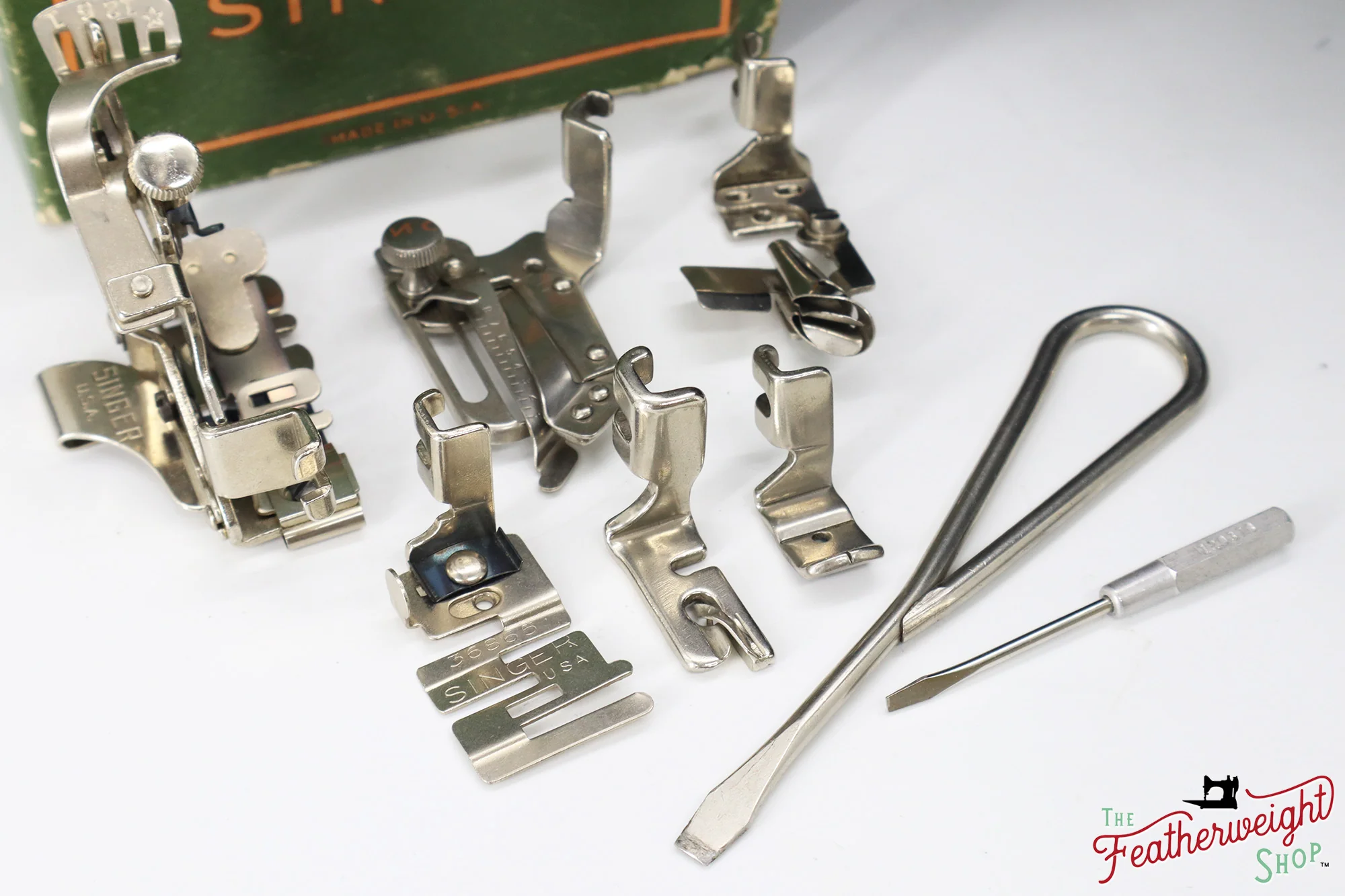Singer Featherweight Top Decal 221 Fully Restored in Gloss Black, AF3852** - SCARCE - Image 21