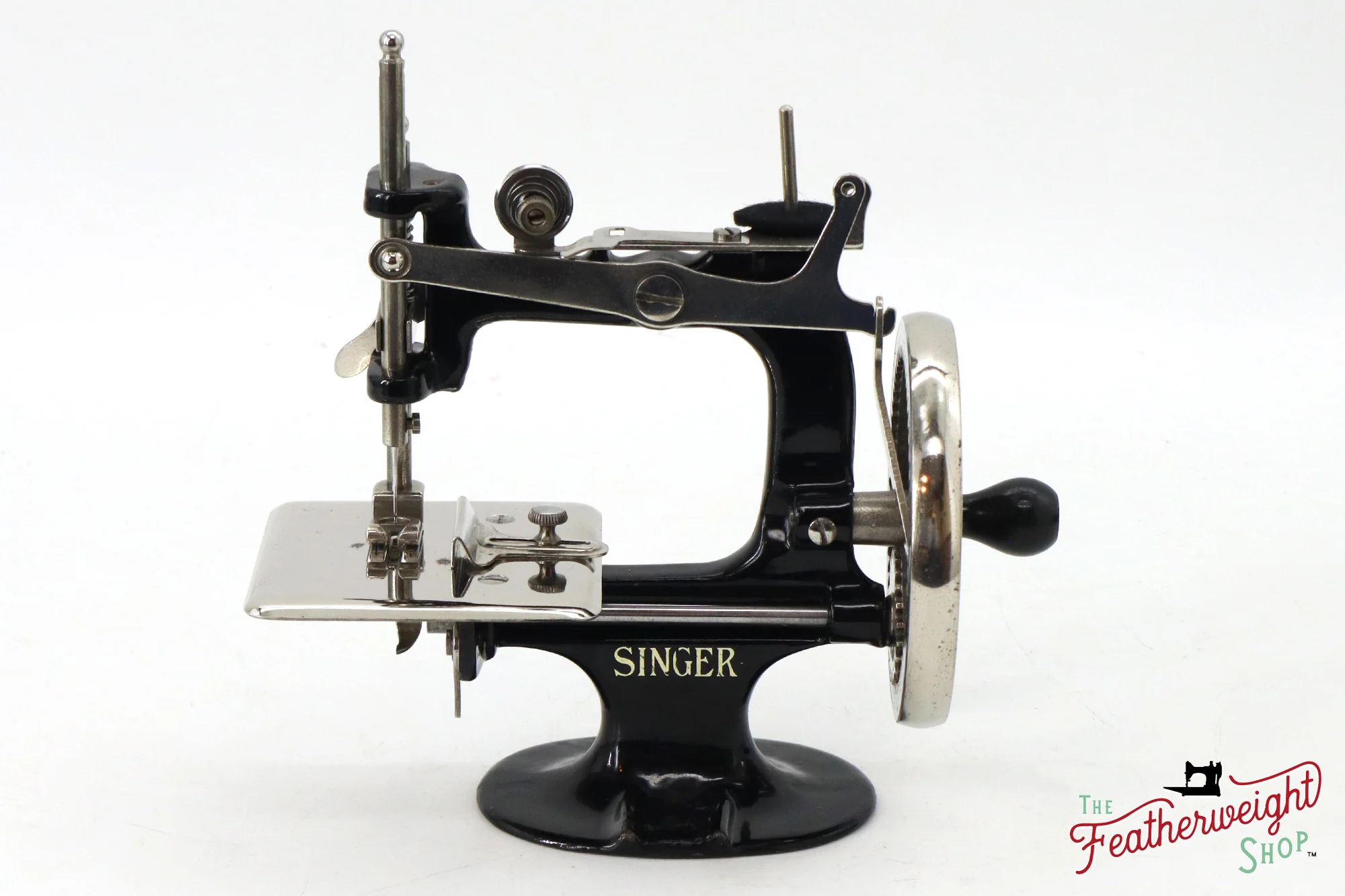 Singer Sewhandy Model 20, 4-Spoke - Holiday Faire, 2024 - Image 3