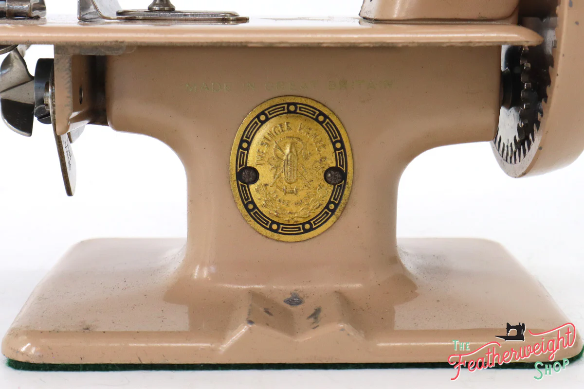 Singer Sewhandy Model 20, Beige - May 2024 Faire - Image 10