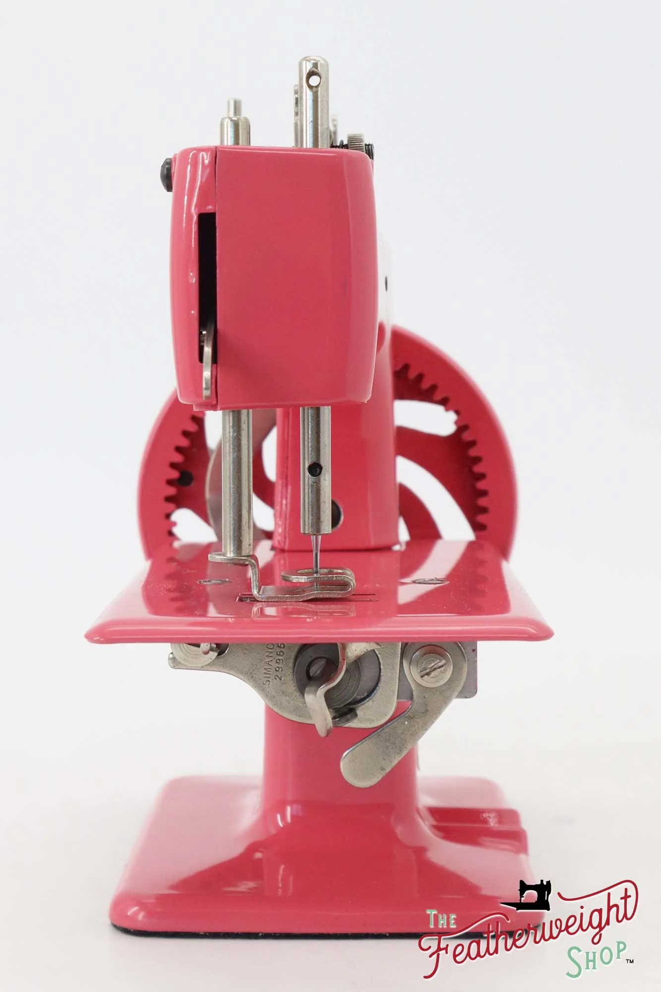 Singer Sewhandy Model 20 - Fully Restored in Happy Pink Grapefruit - Image 4