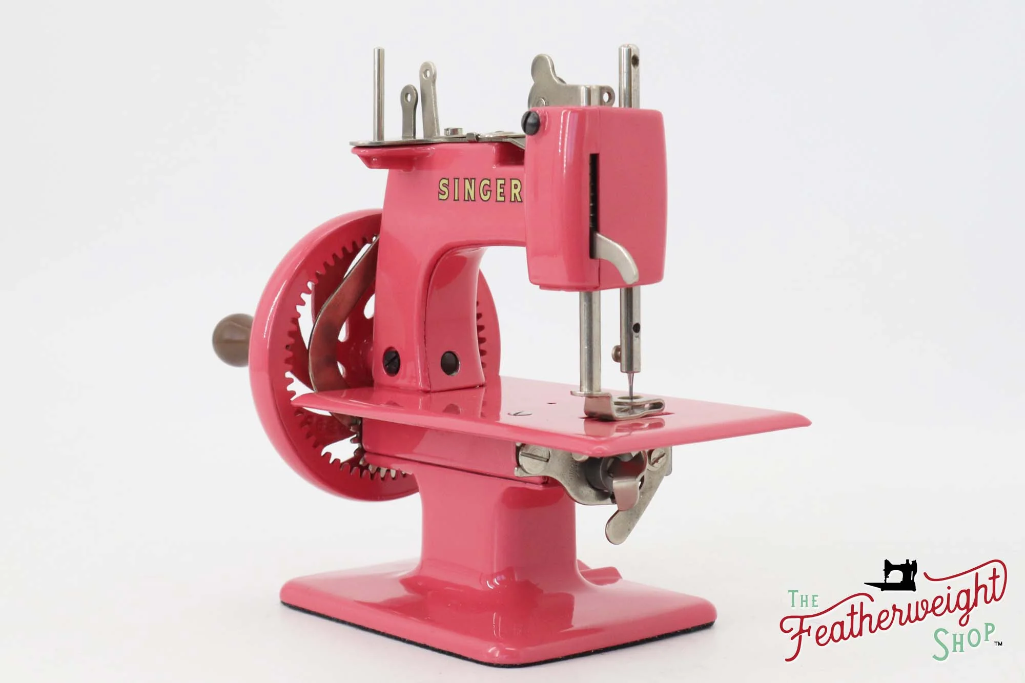 Singer Sewhandy Model 20 - Fully Restored in Happy Pink Grapefruit - Image 5