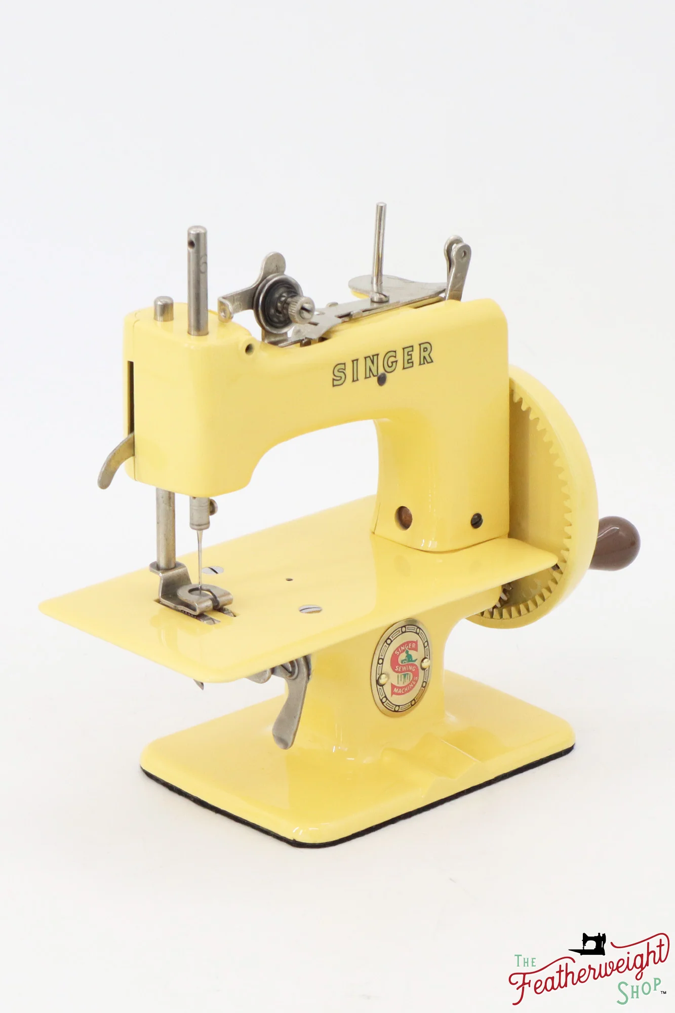 Singer Sewhandy Model 20, Red 'S' - Fully Restored in Happy Yellow, April 2024 - Image 3