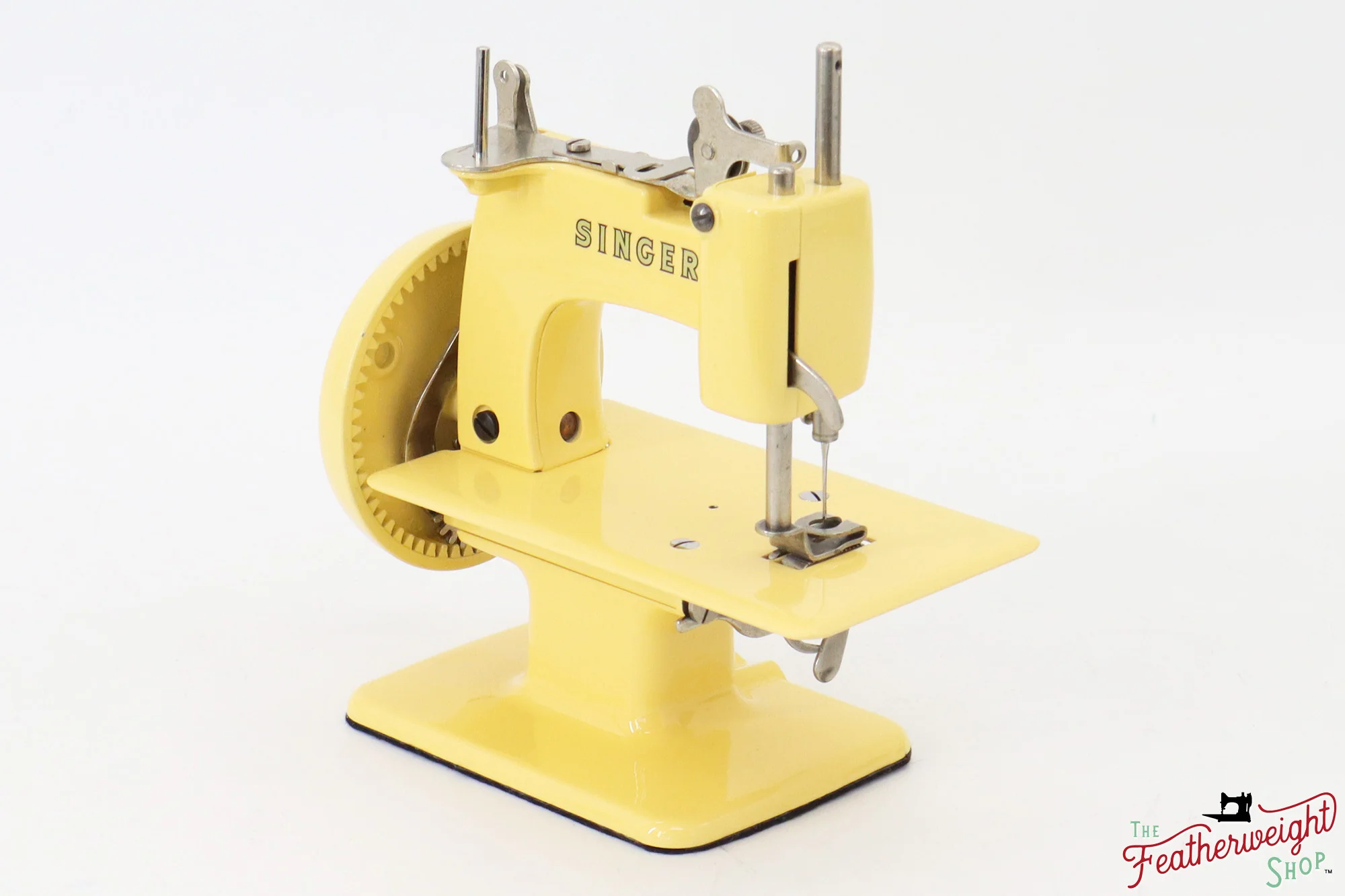 Singer Sewhandy Model 20, Red 'S' - Fully Restored in Happy Yellow, April 2024 - Image 5