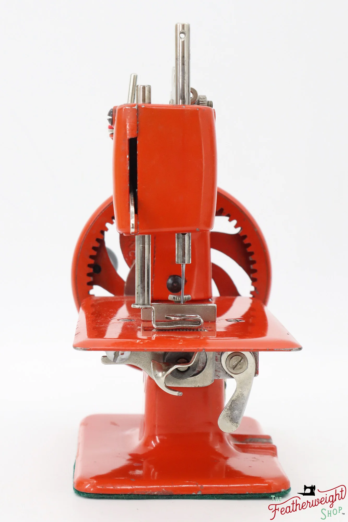 Singer Sewhandy Model 20 - Original Poppy Red - RARE, Feb. 2023 - Image 4