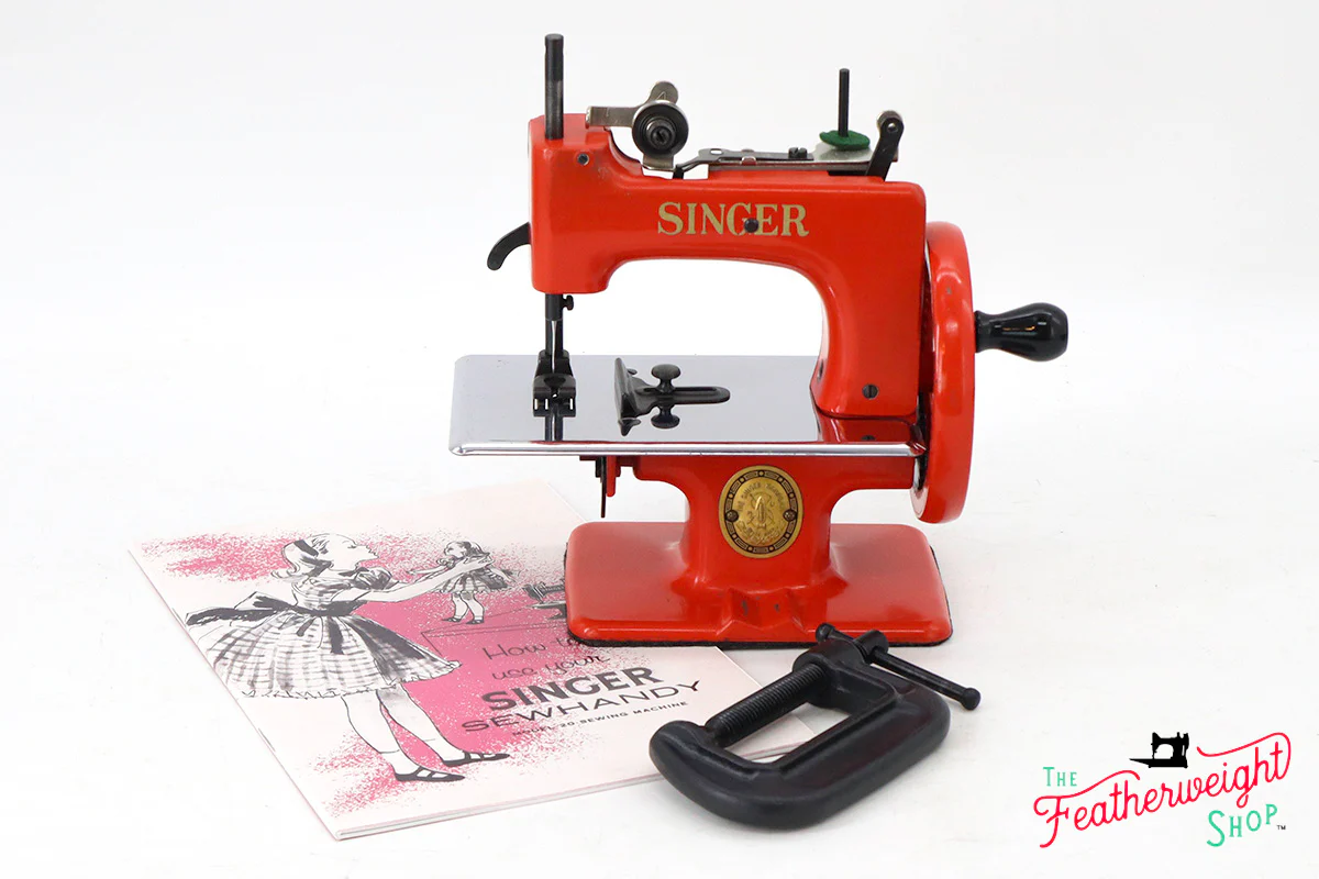 Singer Sewhandy Model 20 - Original Poppy Red - RARE, Oct. 2024 Faire - Image 2