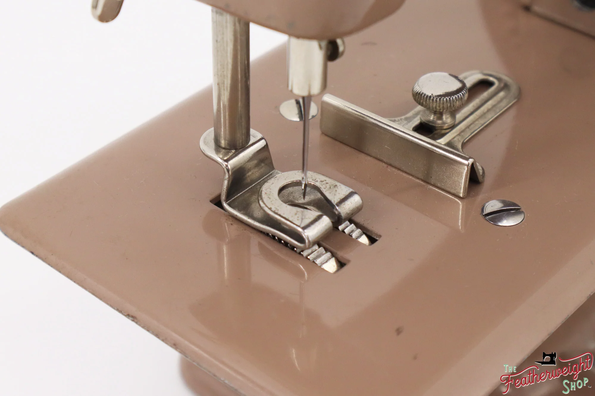 Singer Sewhandy Model 20 - Safari Brown - RARE, 6/23 - Image 13