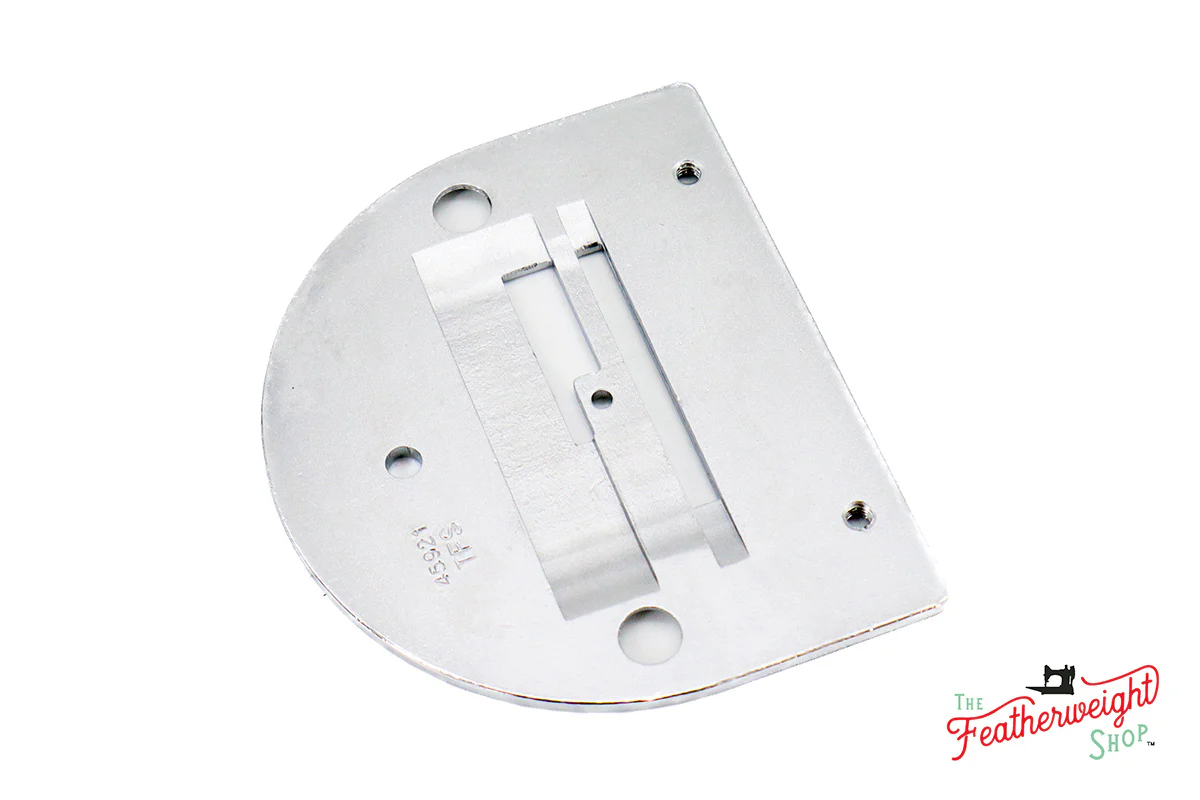 Throat / Needle Plate, Graduated (Textured Chrome) - Singer Featherweight Model 221 - Image 3
